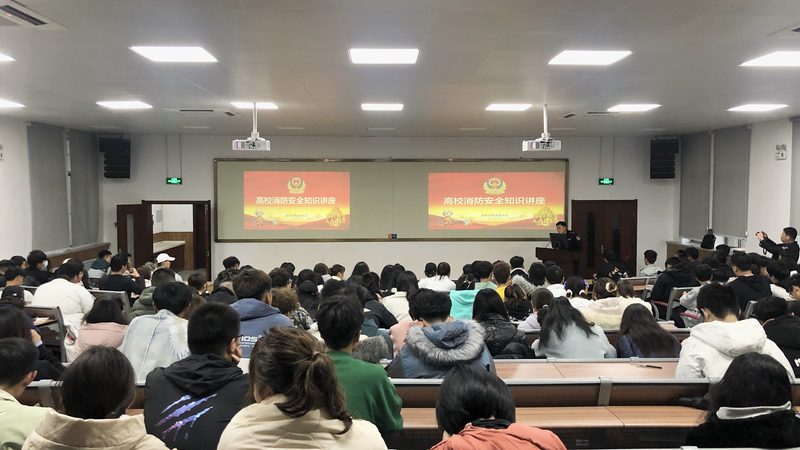 课程质量是选择在线教育平台的首要标准。优质的教育内容应当包含以下几点：