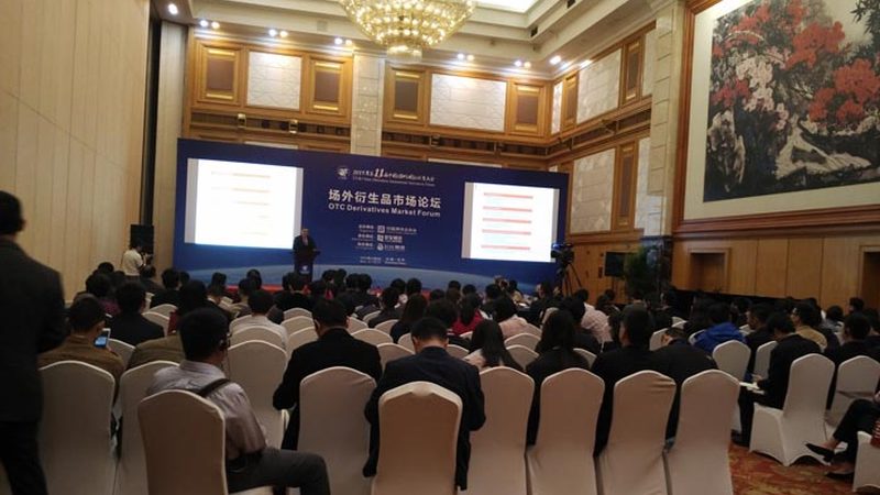 在了解自身需求的基础上，还需要关注专业的前景。可以从以下几个方面进行考察：